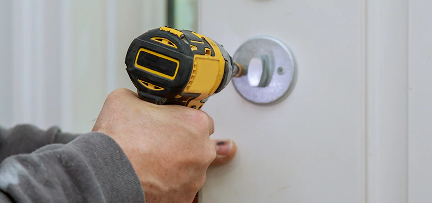 Street Locksmith For Smart Lock Repair in Yucca Valley, CA